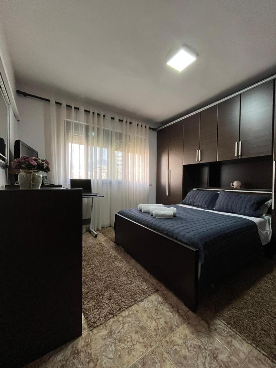 Tirana Center Tourist Apartment Buitenkant foto